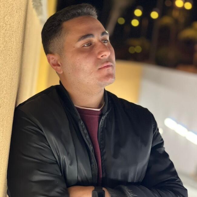 وظيفة جليسة أطفال في الشروق: Amr