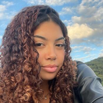 Babá em Guarujá: Mislene