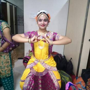 लखनऊ में बेबीसिटिंग की नौकरी: बेबीसिटिंग से जुड़े काम Aastha