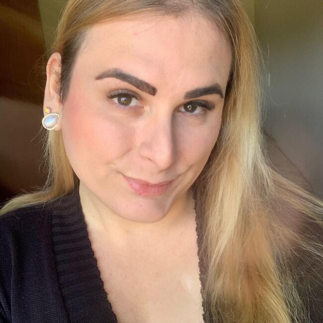 Babysitting job in São José dos Pinhais: Amanda Emmanuela