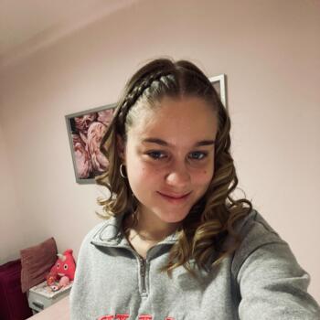 Babysitter in Budapest: Boglárka