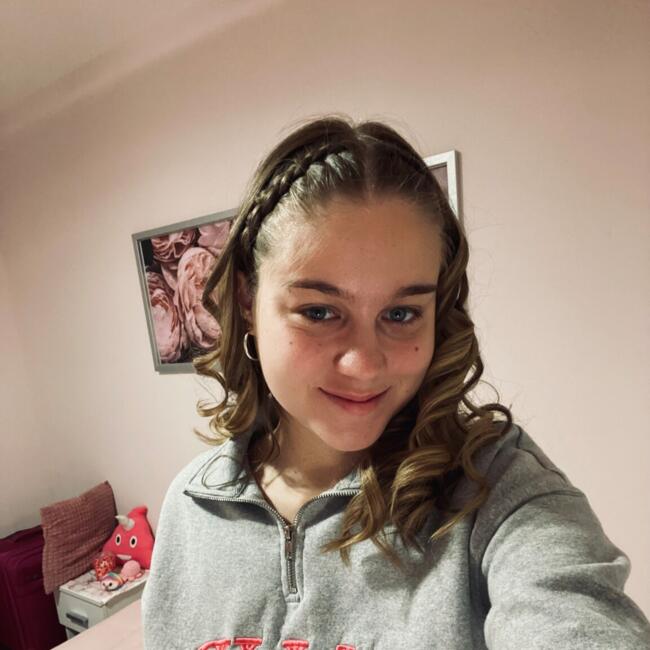 Babysitter in Budapest: Boglárka