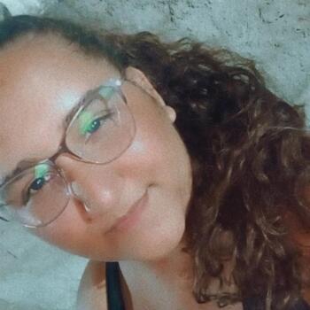 Babysitter in Joinville: Clara