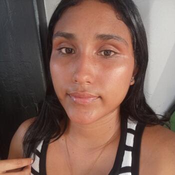 Babysitter in Panama City: Elianis