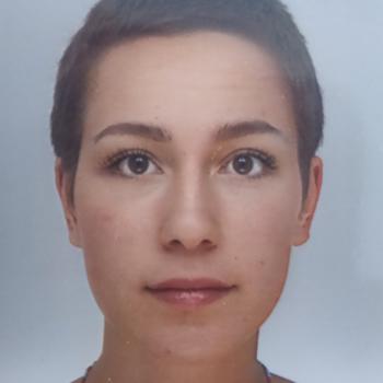 Baby-sitter in Nice: Zoé
