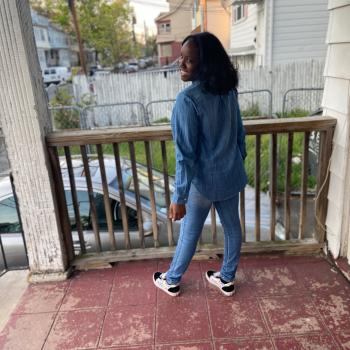 Babysitter Newark: Jaylah