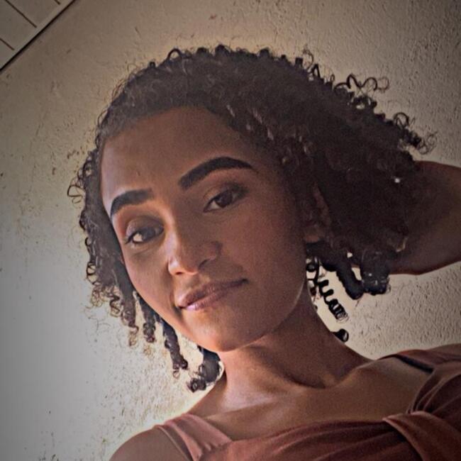 Babysitter in Fortaleza: Ester