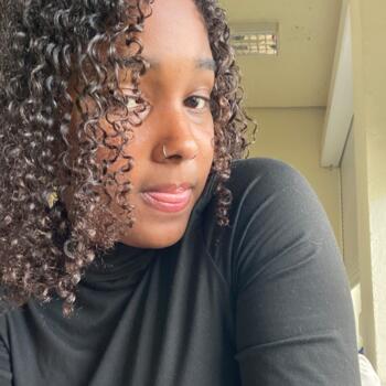 Babysitter Benavente: Lorany