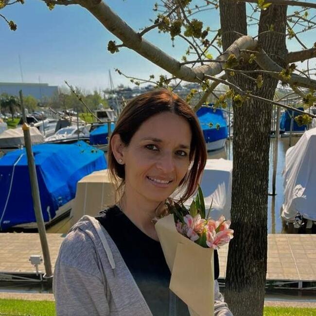 Babysitter in Buenos Aires: Monica