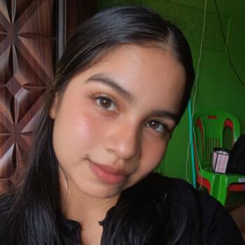 Babysitter in Burunga: Lilieth