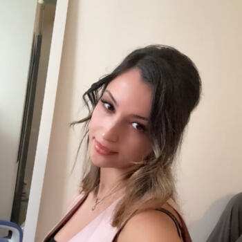 Baby-sitter in Montréal: Lina