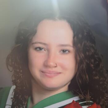 Babysitter Winnipeg: Natalia