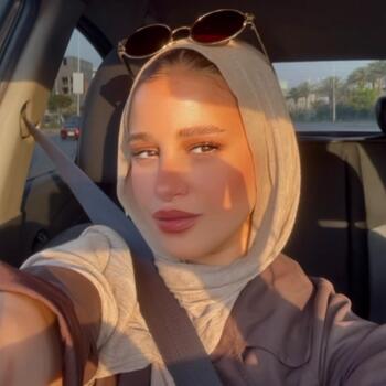 Babysitter in New Cairo: Nada