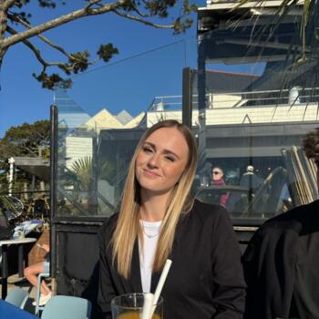 Babysitter in Lorient: Prescilia