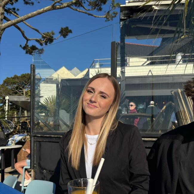 Babysitter in Lorient: Prescilia