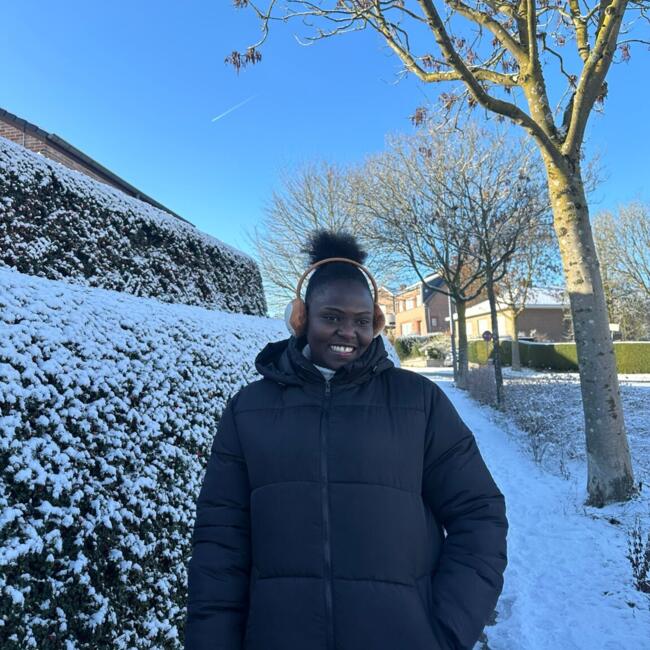 Babysitter in Duffel: JECINTA