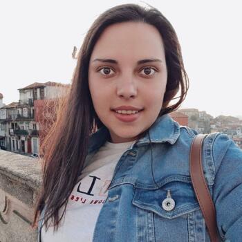Babysitter em Vila Real: Sara