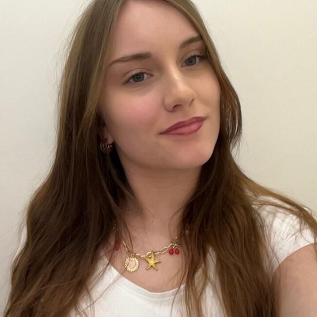 Babysitter in Charleville-Mézières: Laura