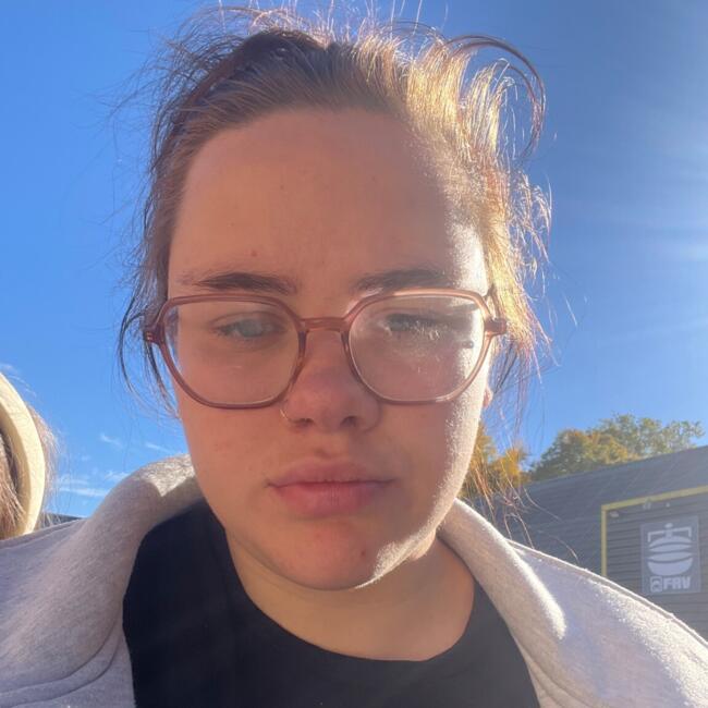 Babysitter in Jaulgonne: Chloe