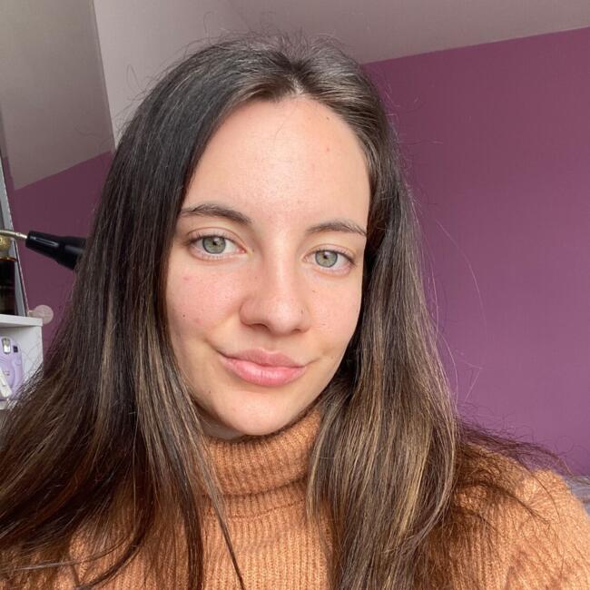 Babysitter in Saint-Etienne: Léana