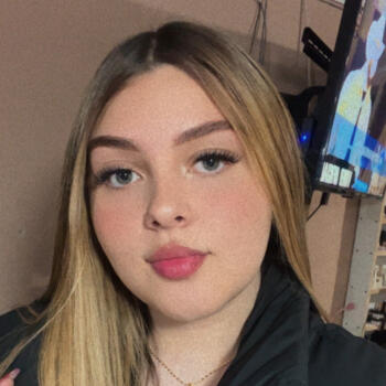 Babysitter in Alajuelita: Samantha