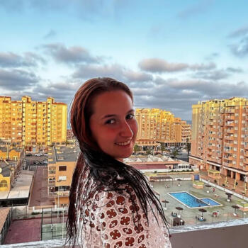 Babysitter in Santa Maria da Feira: Sara