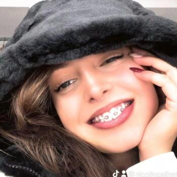 Babysitter in Albergaria-a-Velha: Nicolly