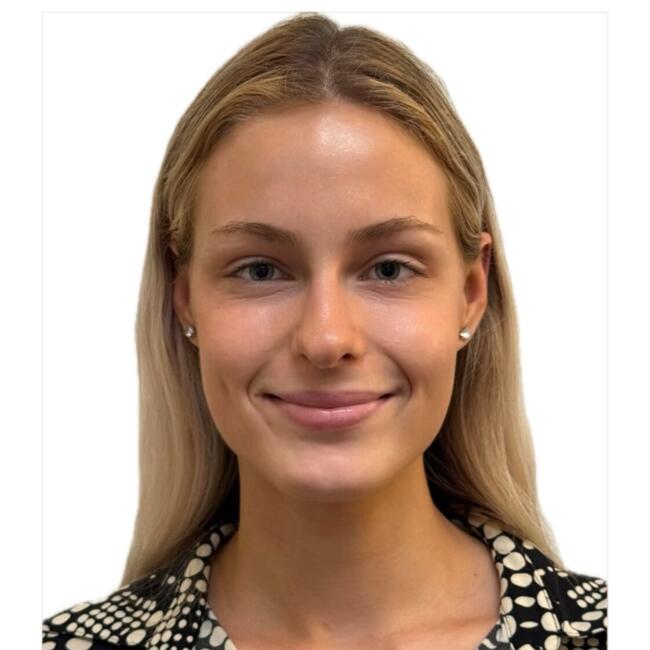 Babysitter in Brisbane: Stella