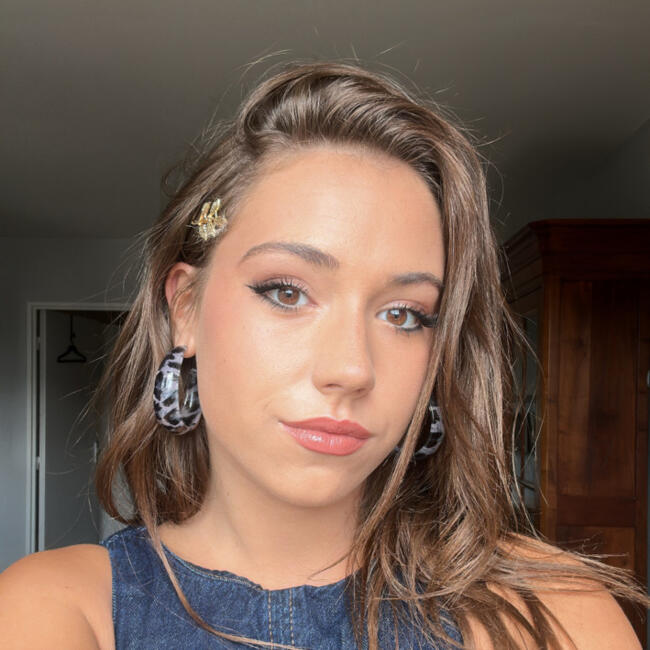 Babysitter in St-Malo: CHARLOTTE