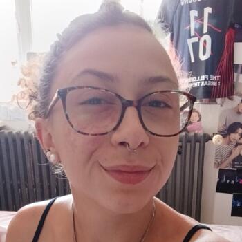 Babysitter Poitiers: Oceane