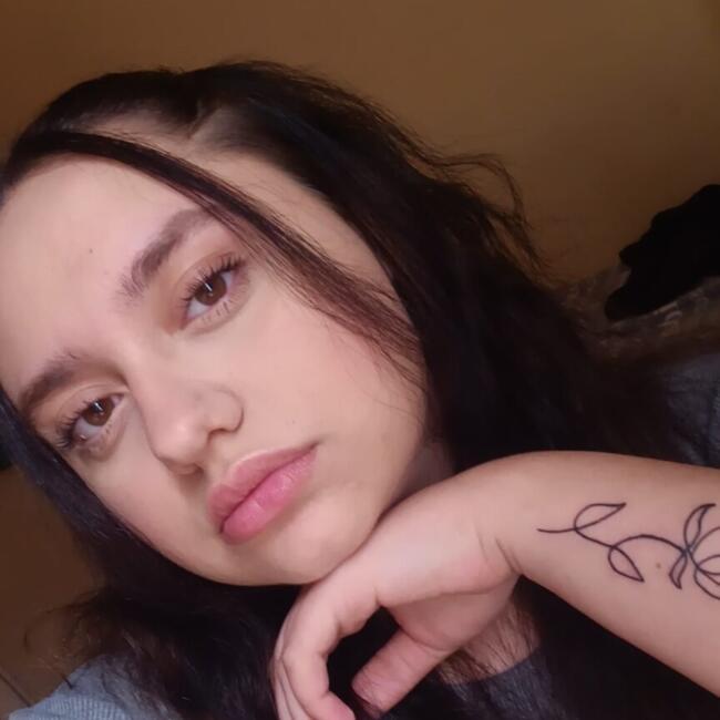 Babysitter in Lykóvrysi: Georgia