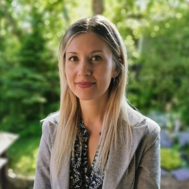 Job de garde d'enfants à Burnaby: Triin