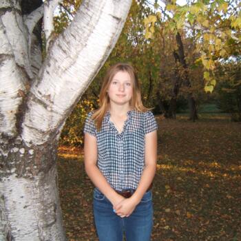 Baby-sitter in Saskatoon: Courtney