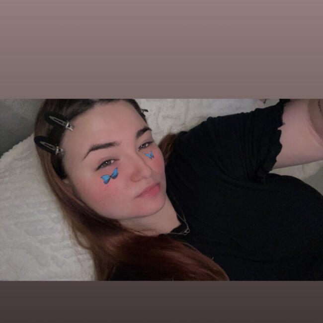 Babysitter in Kettering: Frankee