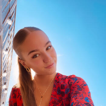 Babysitter Divion: Celia