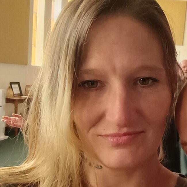 Babysitter in Colorado Springs: Holly