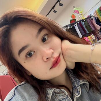 Babysitting job in Kampung Jeram Batu: babysitting job Atika