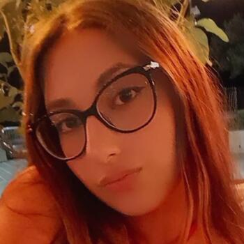 Babysitter a Arzano: Dora