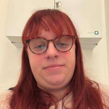 Babysitter in Courdimanche: Héloïse