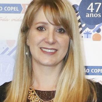 Emprego de babá em Curitiba: emprego de babá Camila M.