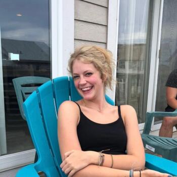 Nanny in Bristolville: Ellie