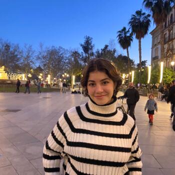 Canguro en Sevilla: Cristina