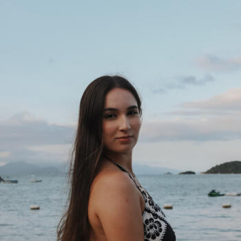 Babá Vila Velha: Yasmim