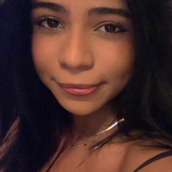 Babysitter in Lauro de Freitas: Rebeca