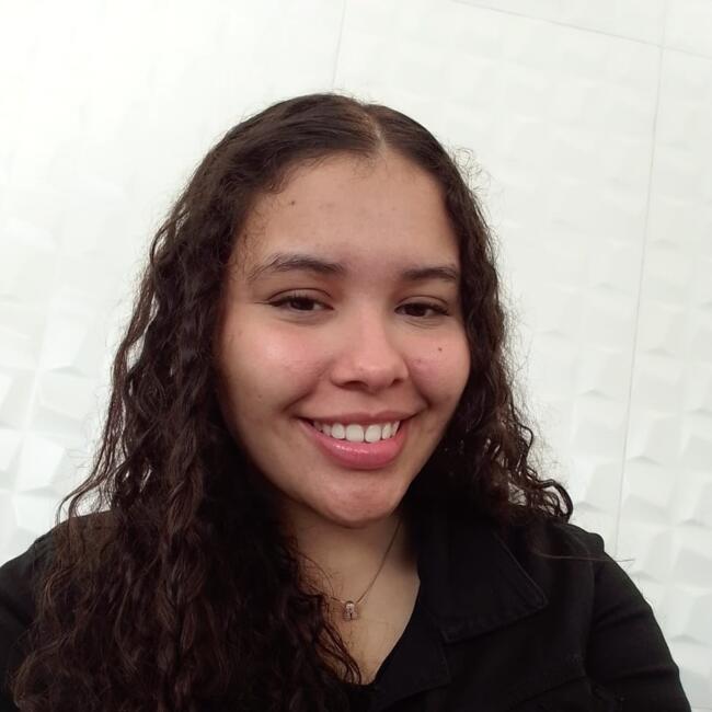 Babá em Brusque: ANA