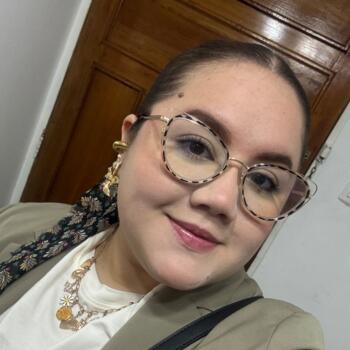 Babysitter in Barcelone: Karem Daniela