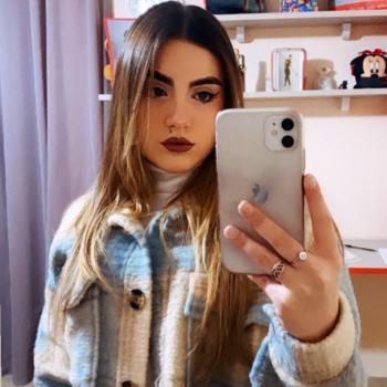 Babysitter a Casavatore: Patrizia