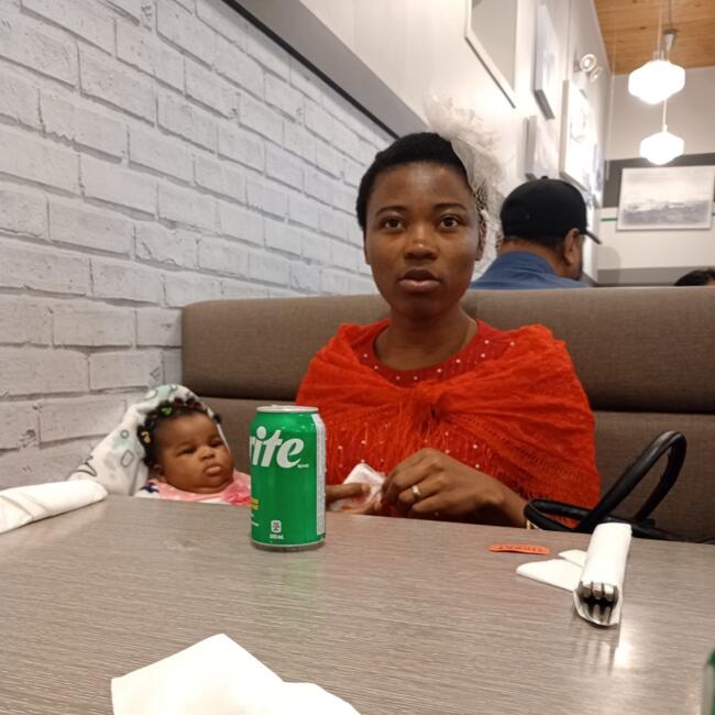 Gardienne d'enfants à Drayton Valley: Romance Bijou