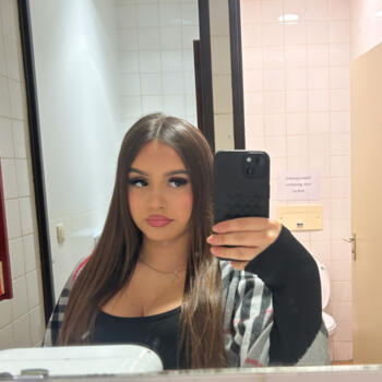 Babysitter in Oostende: Andreea