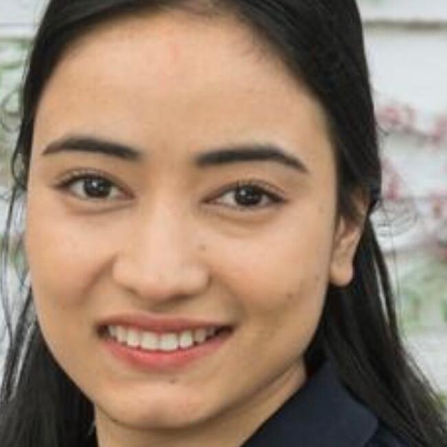 Babysitter in Sydney: Aaroshi